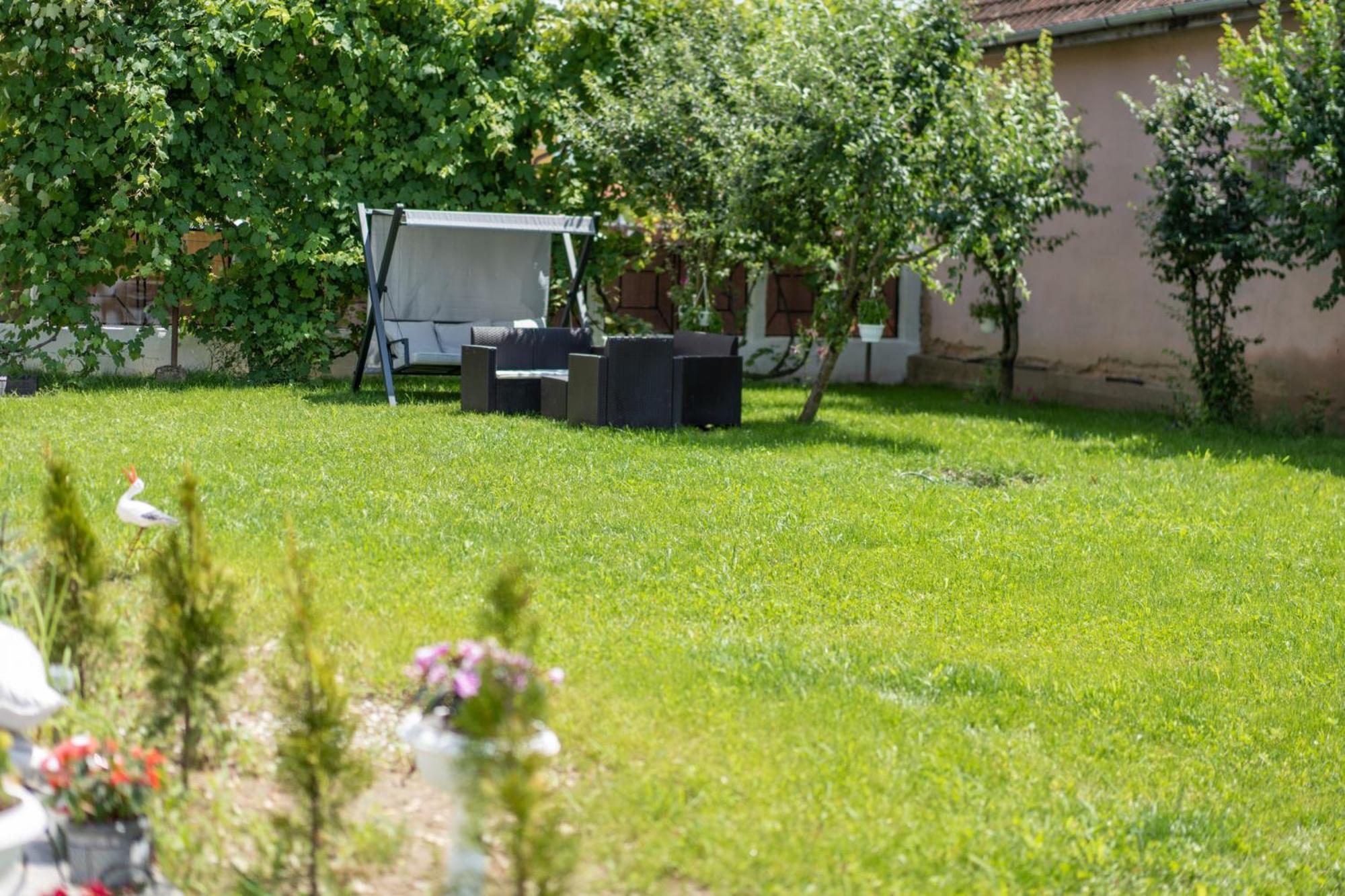 Hotel Casuta Din Drumul Muntelui Dragus Exteriér fotografie